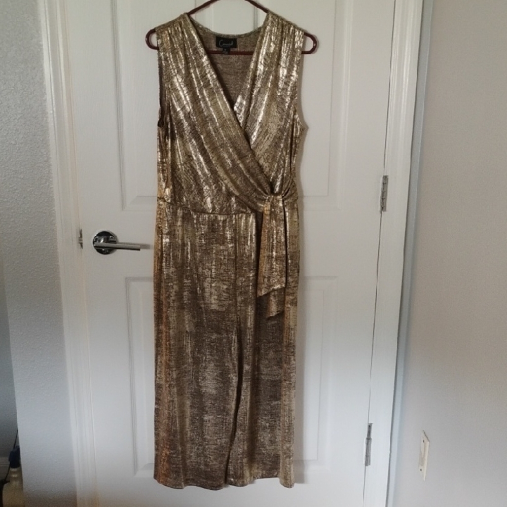 💋 CONNECTED APPAREL Metallic Gold Wrap Jumpsuit 💋